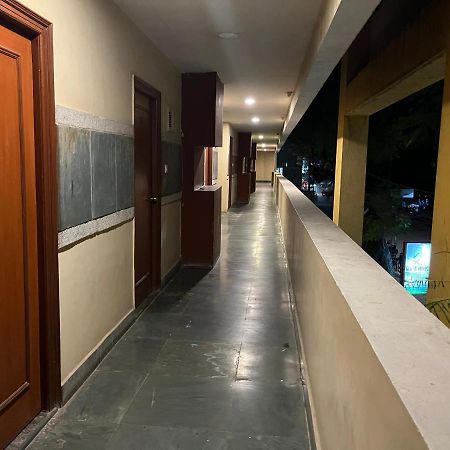 Asr Guesthouse Tirupati Buitenkant foto